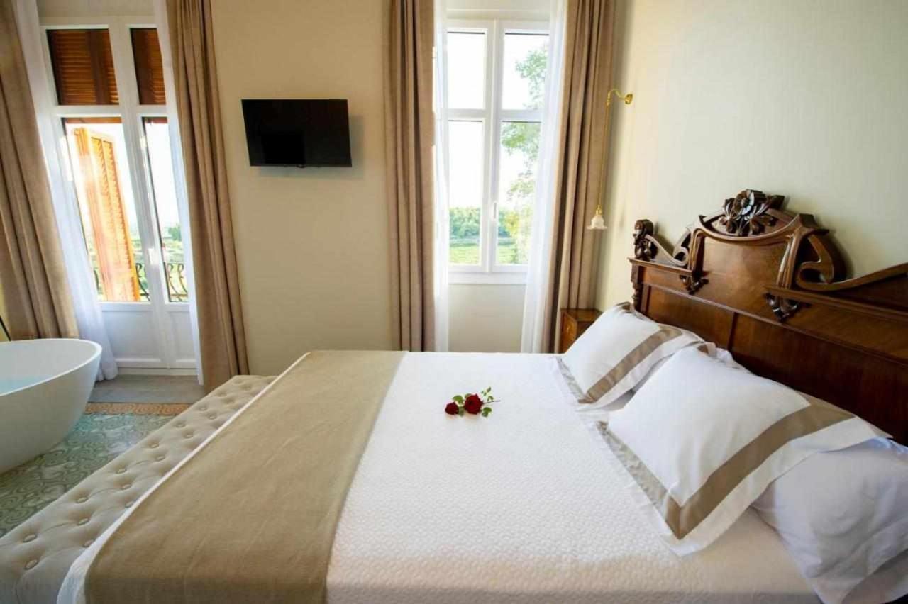 Bed and Breakfast Bolet Casa Modernista Castellvi de la Marca Exterior foto
