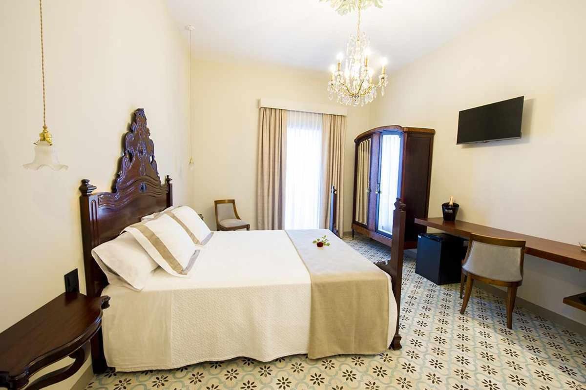 Bed and Breakfast Bolet Casa Modernista Castellvi de la Marca Exterior foto