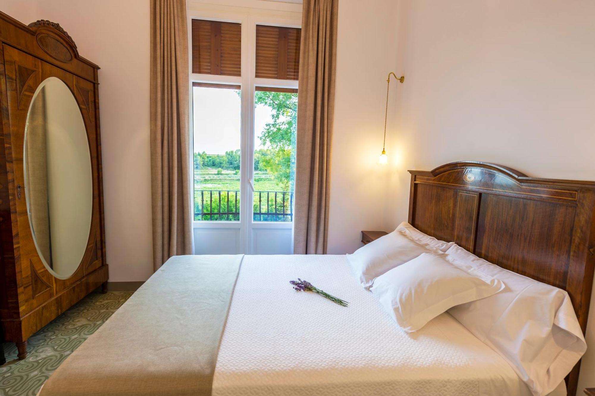 Bed and Breakfast Bolet Casa Modernista Castellvi de la Marca Exterior foto